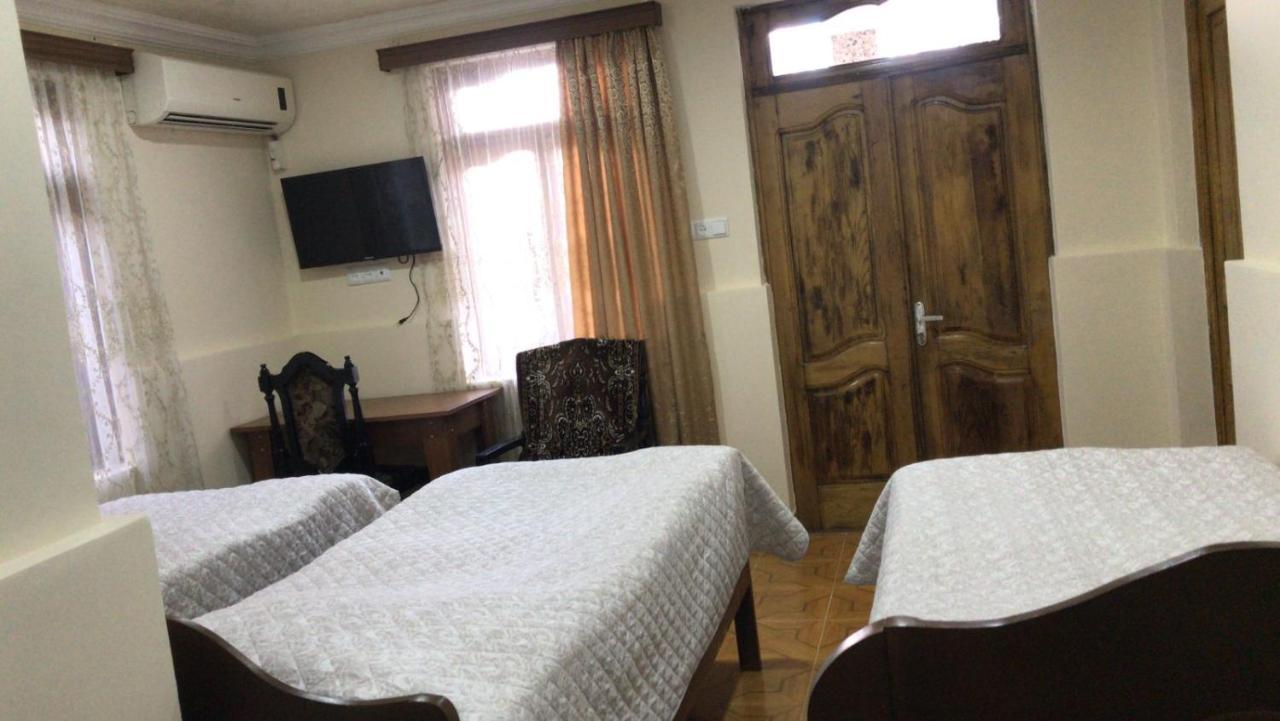 Linda Guest House Batum Dış mekan fotoğraf