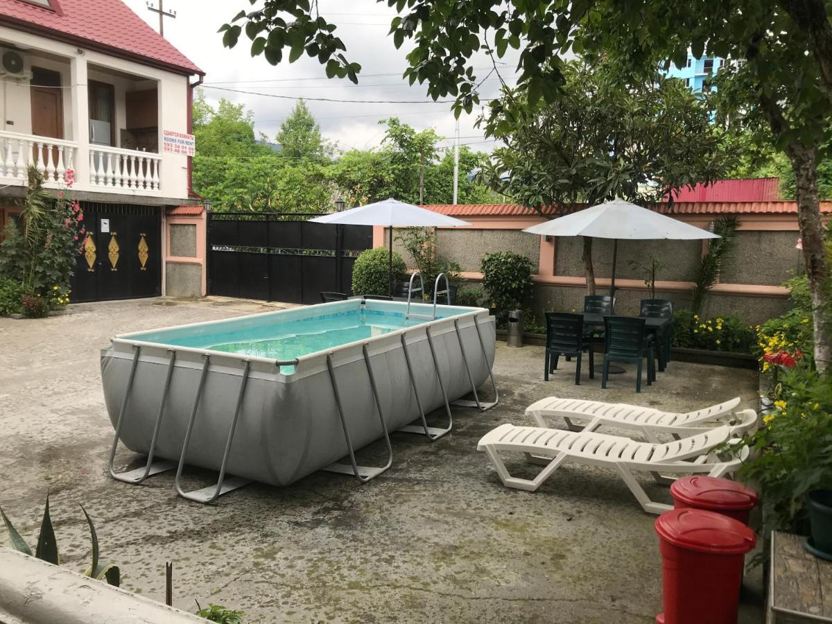 Linda Guest House Batum Dış mekan fotoğraf
