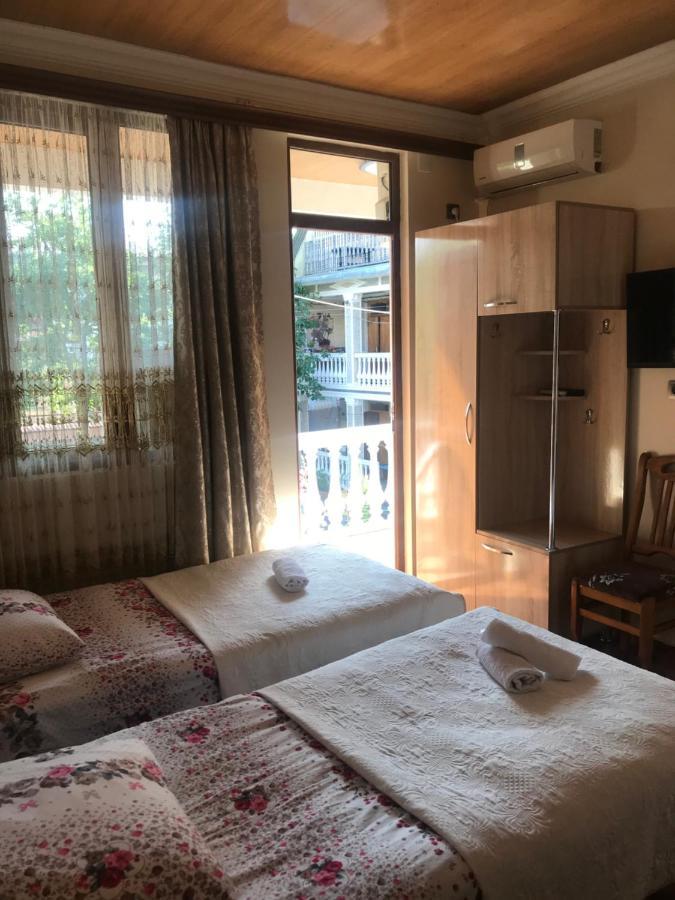 Linda Guest House Batum Dış mekan fotoğraf