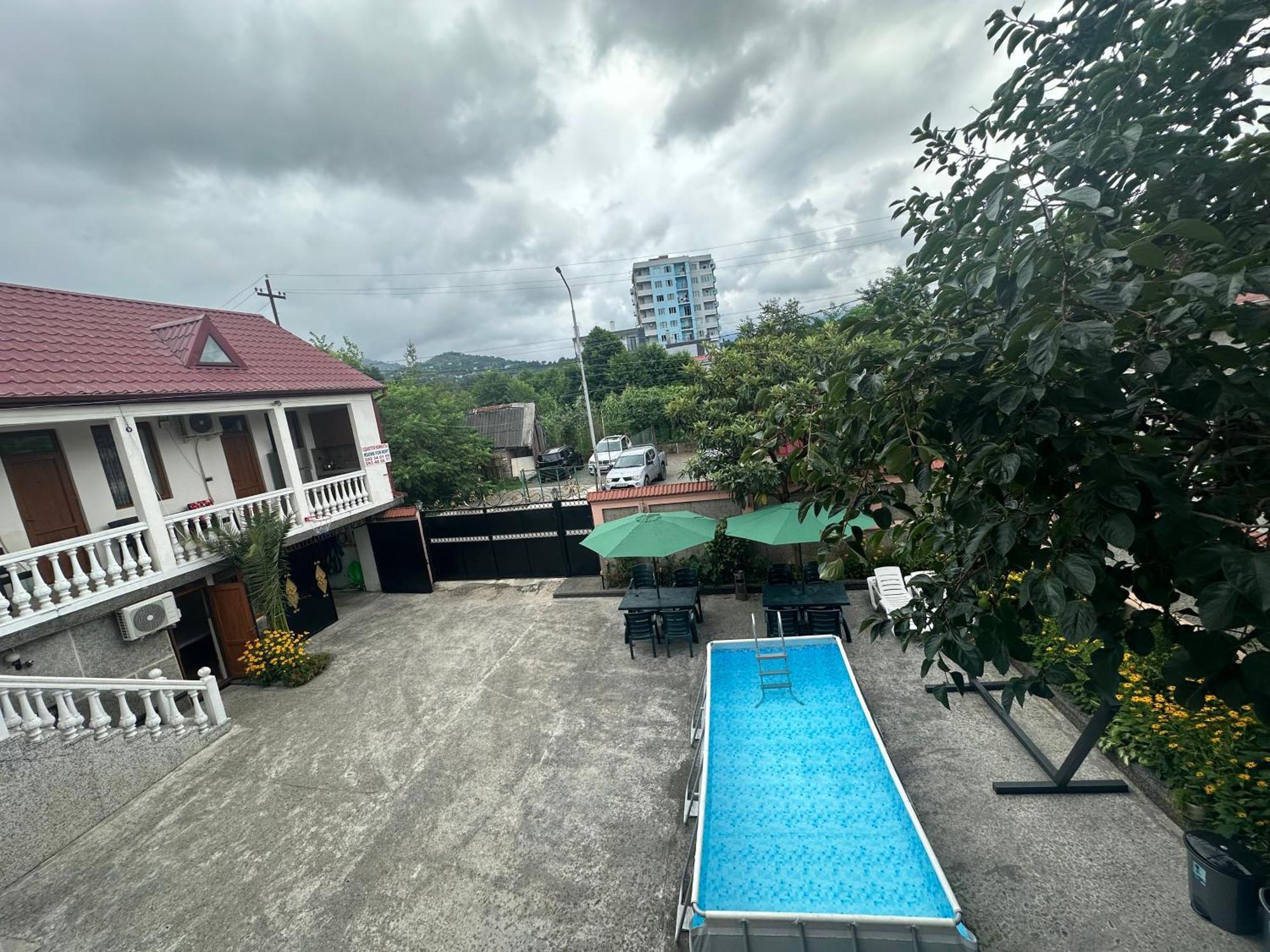 Linda Guest House Batum Dış mekan fotoğraf