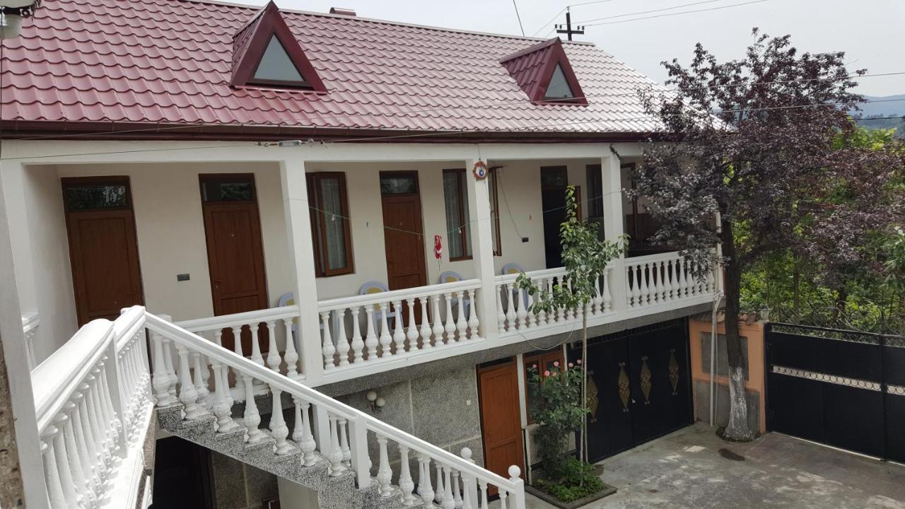 Linda Guest House Batum Dış mekan fotoğraf